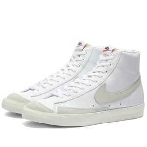 Nike Blazer 77 Vintage Mid Vintage White CD8238-100 Womens 5.5 Mens 4 RARE